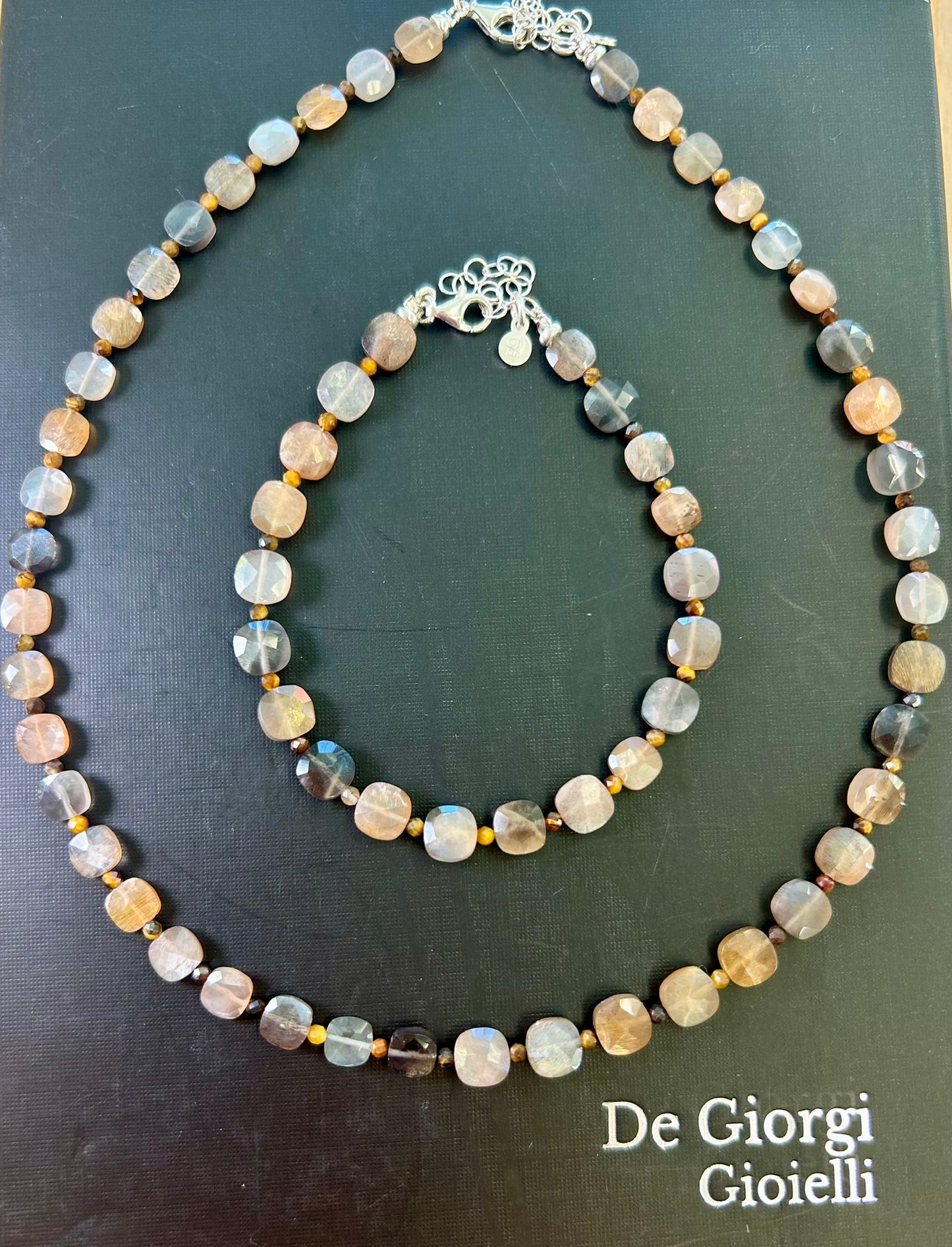 Collana Pietra di Luna Quadrata