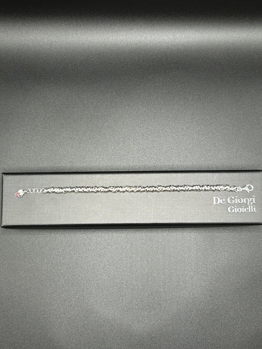 Armband mit gekreuzten Ringen