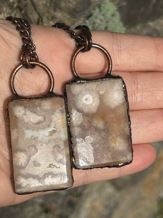 Ciondoli in rame con Agata Fior di Ciliegio