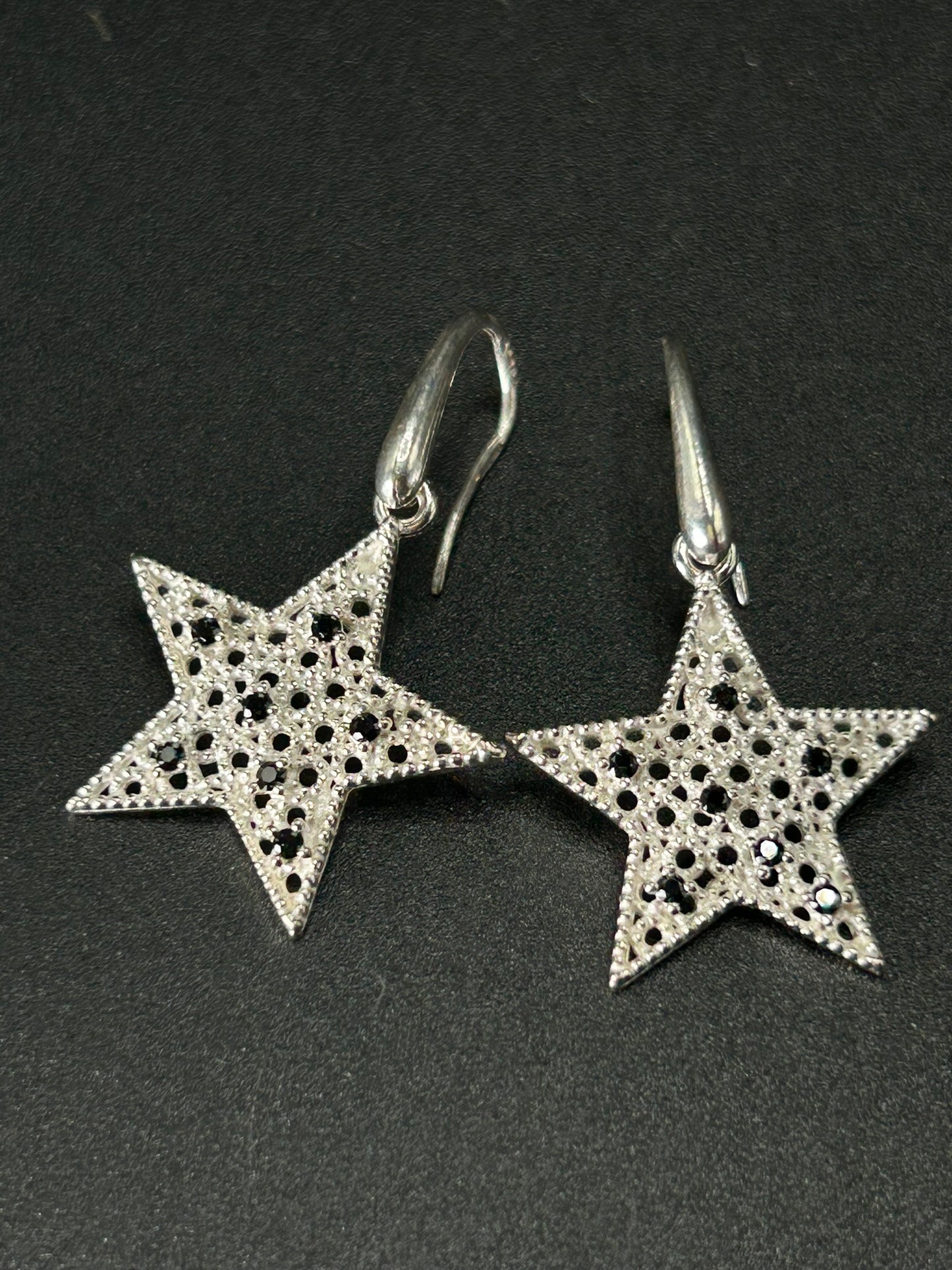 Orecchini Stella Nera