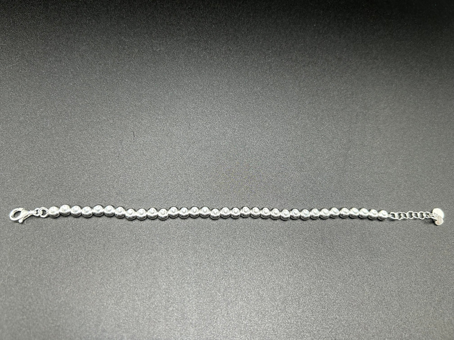 Armband mit bearbeiteten Lagern