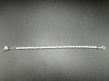 Armband mit bearbeiteten Perlen