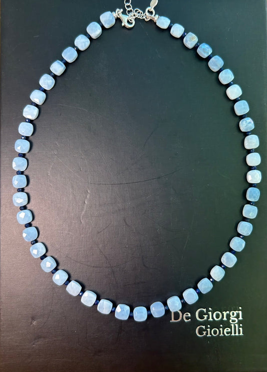Collana Calcedonio azzurro Quadrato e Lapislazzuli tondo